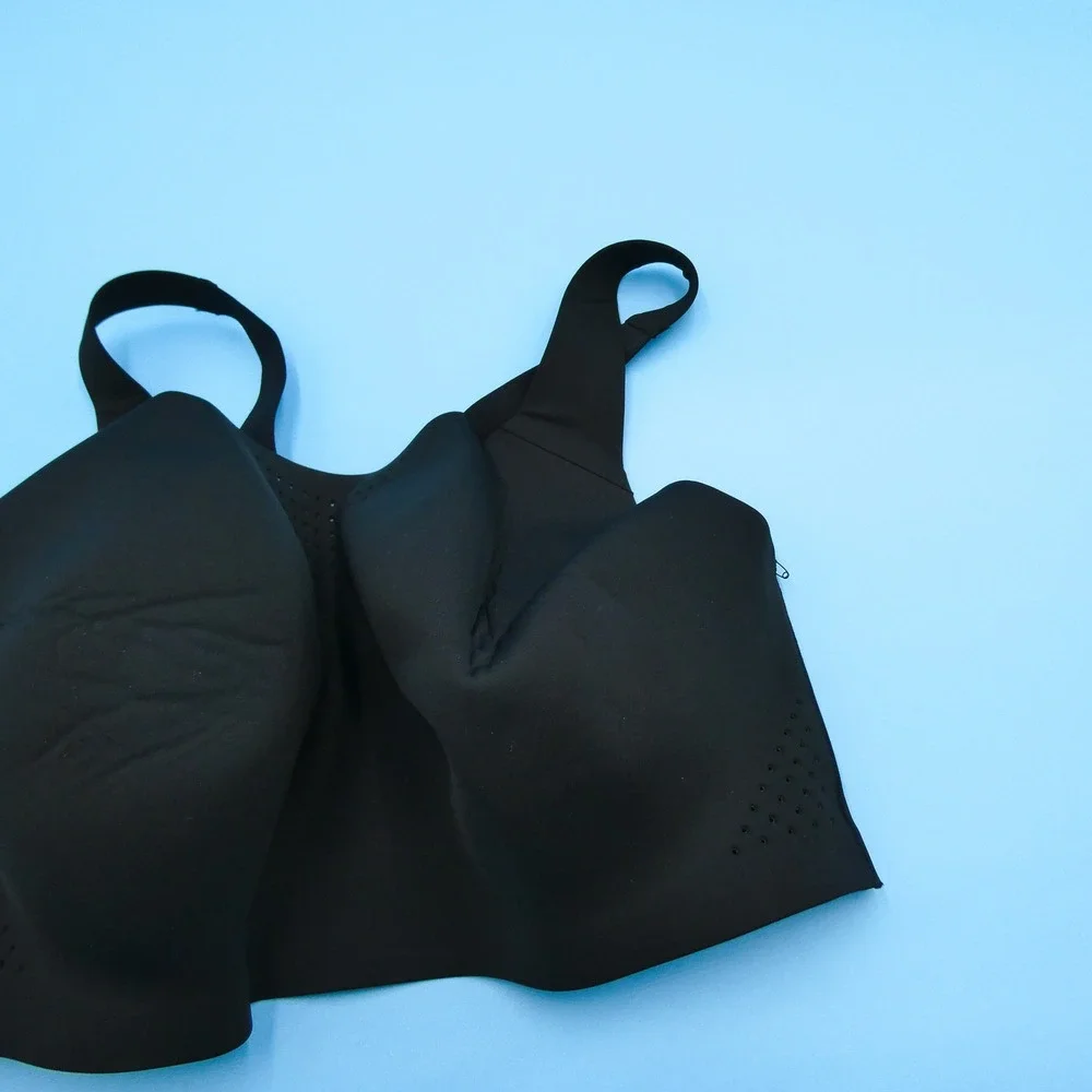 Victoria's Secret Bra Womens 38DDD Incredible Black Wireless‎ Laser Cut Nylon